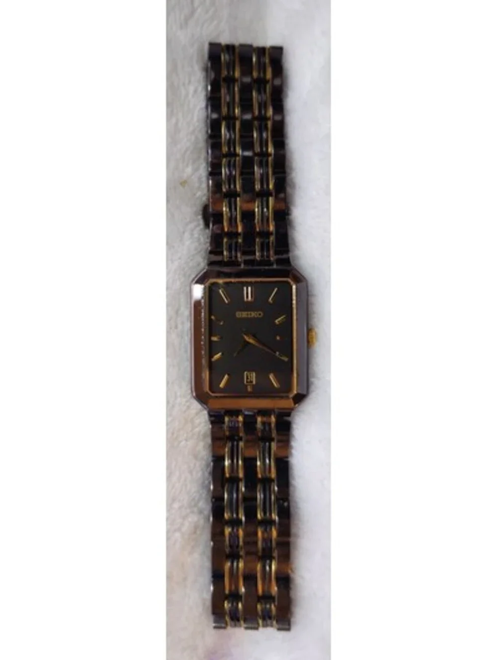 Seiko Tank Watch Men 27mm Black Dial Black &Gold Tone Date V739-5b19 New Battery
